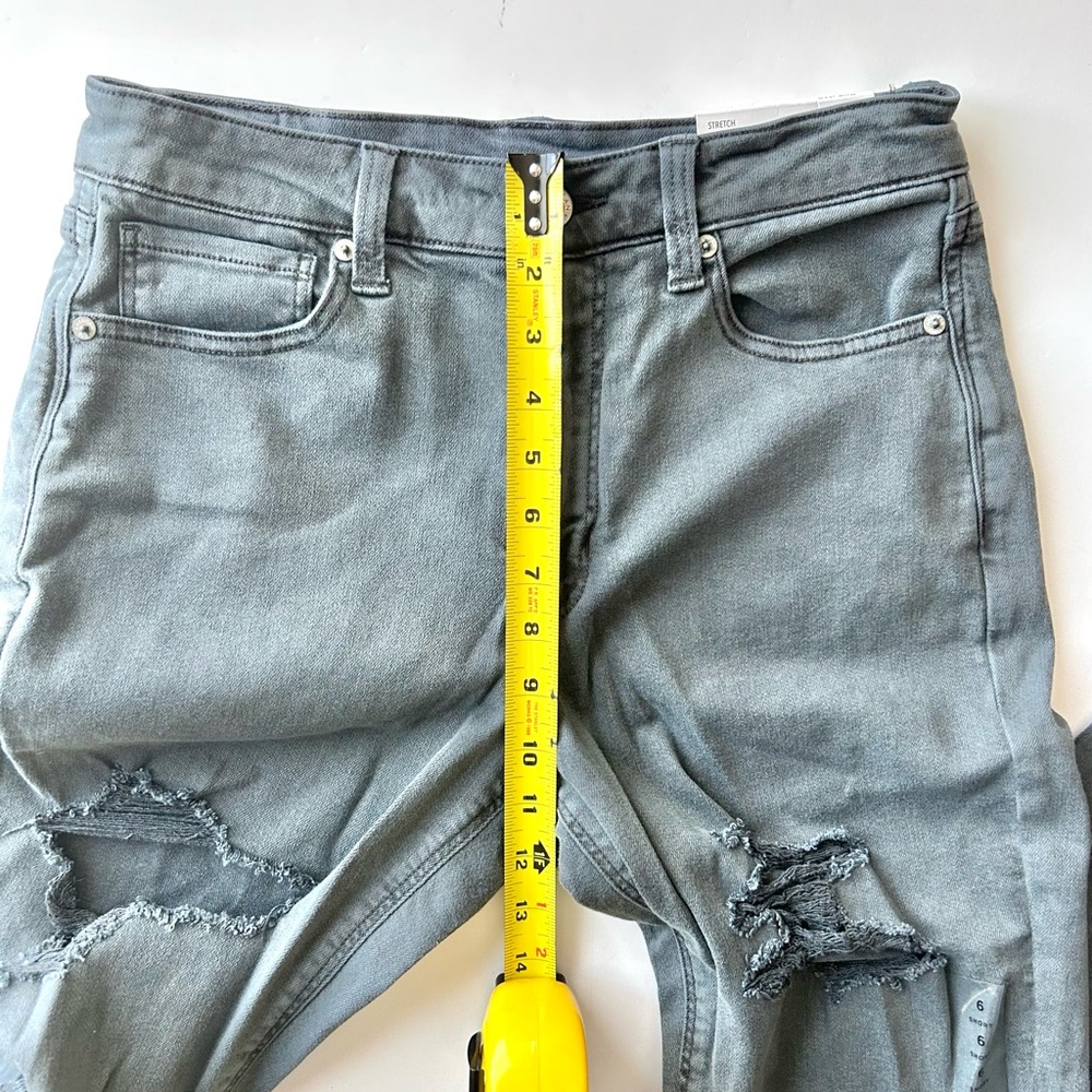 🍒(A464) NWT American Eagle Mom Jean Stretch. Dark Gray. Size: 6/28W Short - Picture 12 of 13
